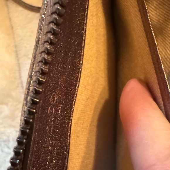 Jimmy Choo Star-Studded Metallic Wallet - Picture 8 of 12